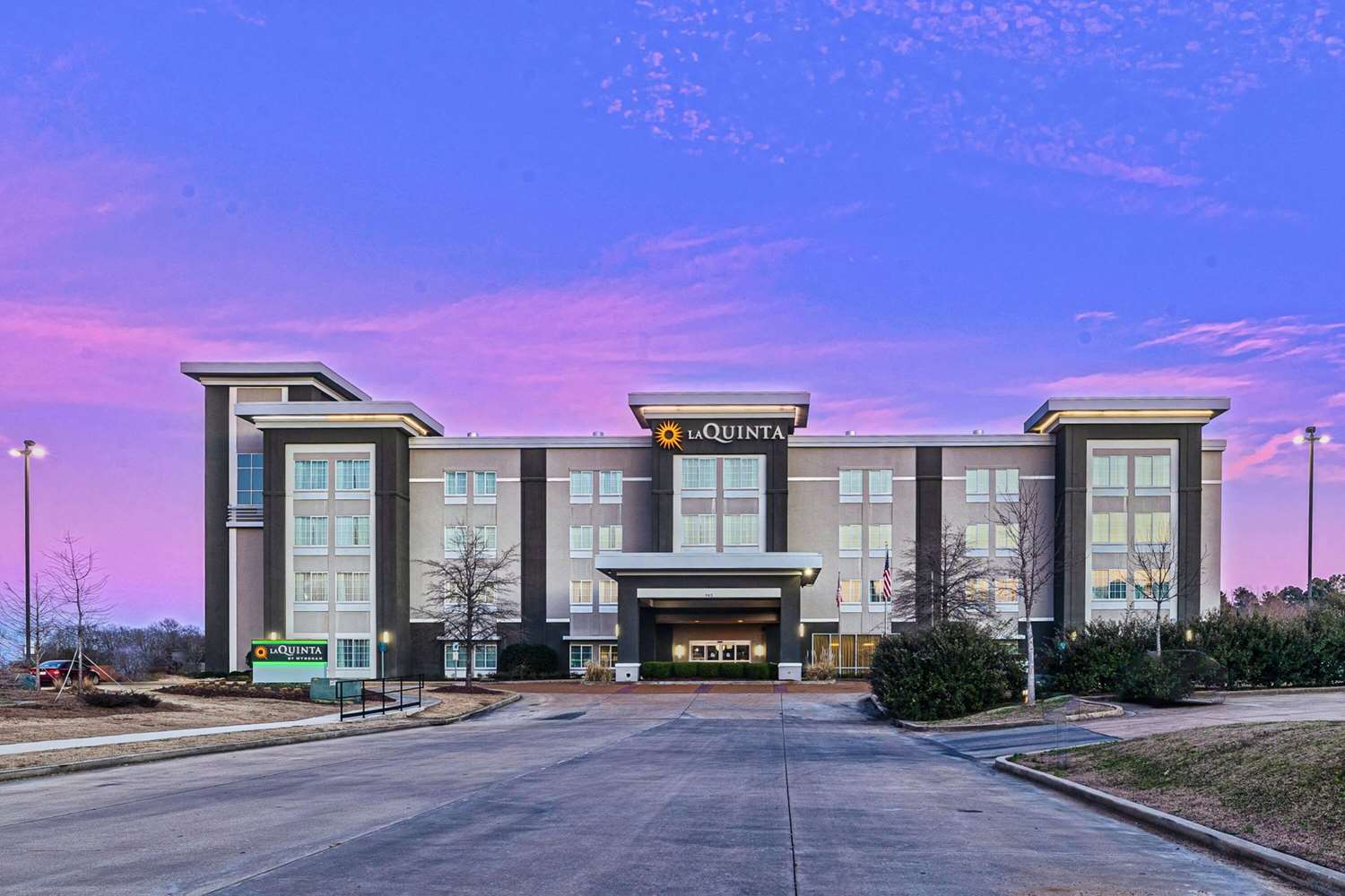 La Quinta Inn & Suites by Wyndham Starkville at MSU 49/53