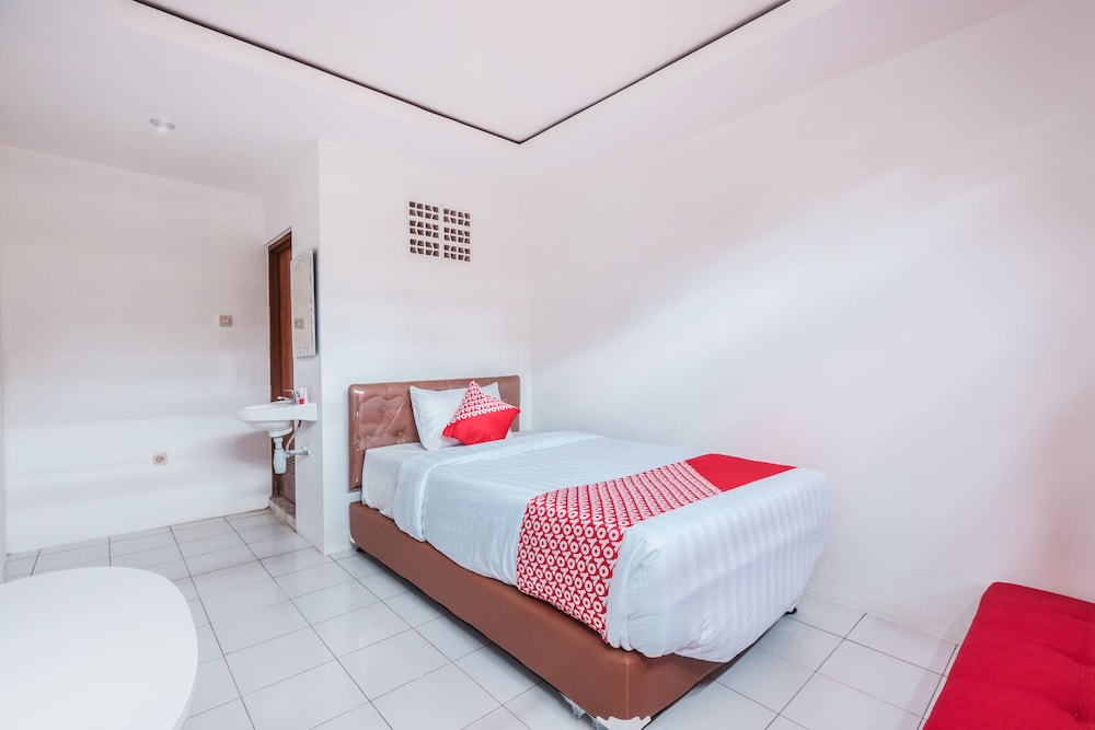 Hotel O near Plaza Pondok Gede formerly Angel Homestay 11/27