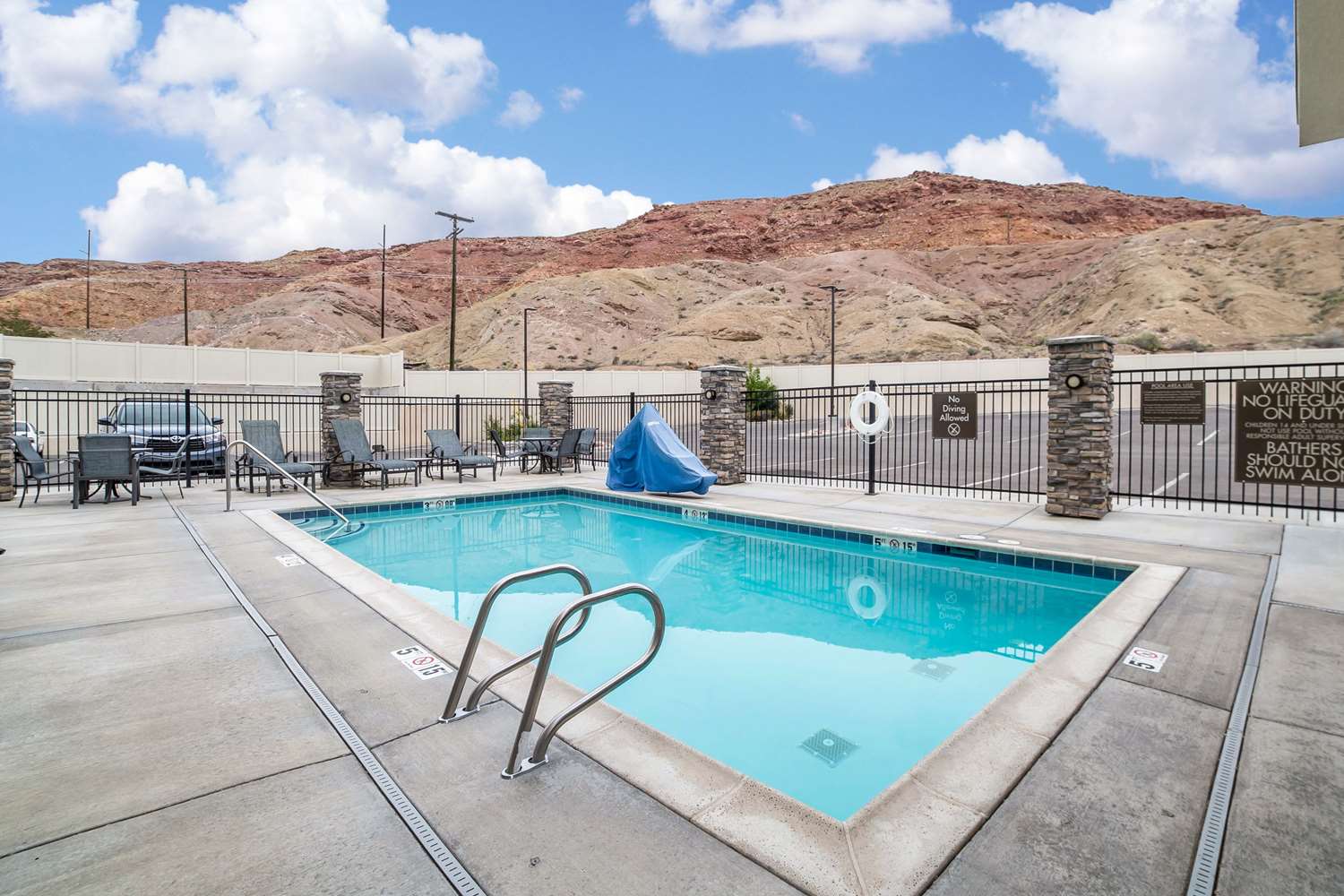 Comfort Suites Moab Near Arches National Park 17/36
