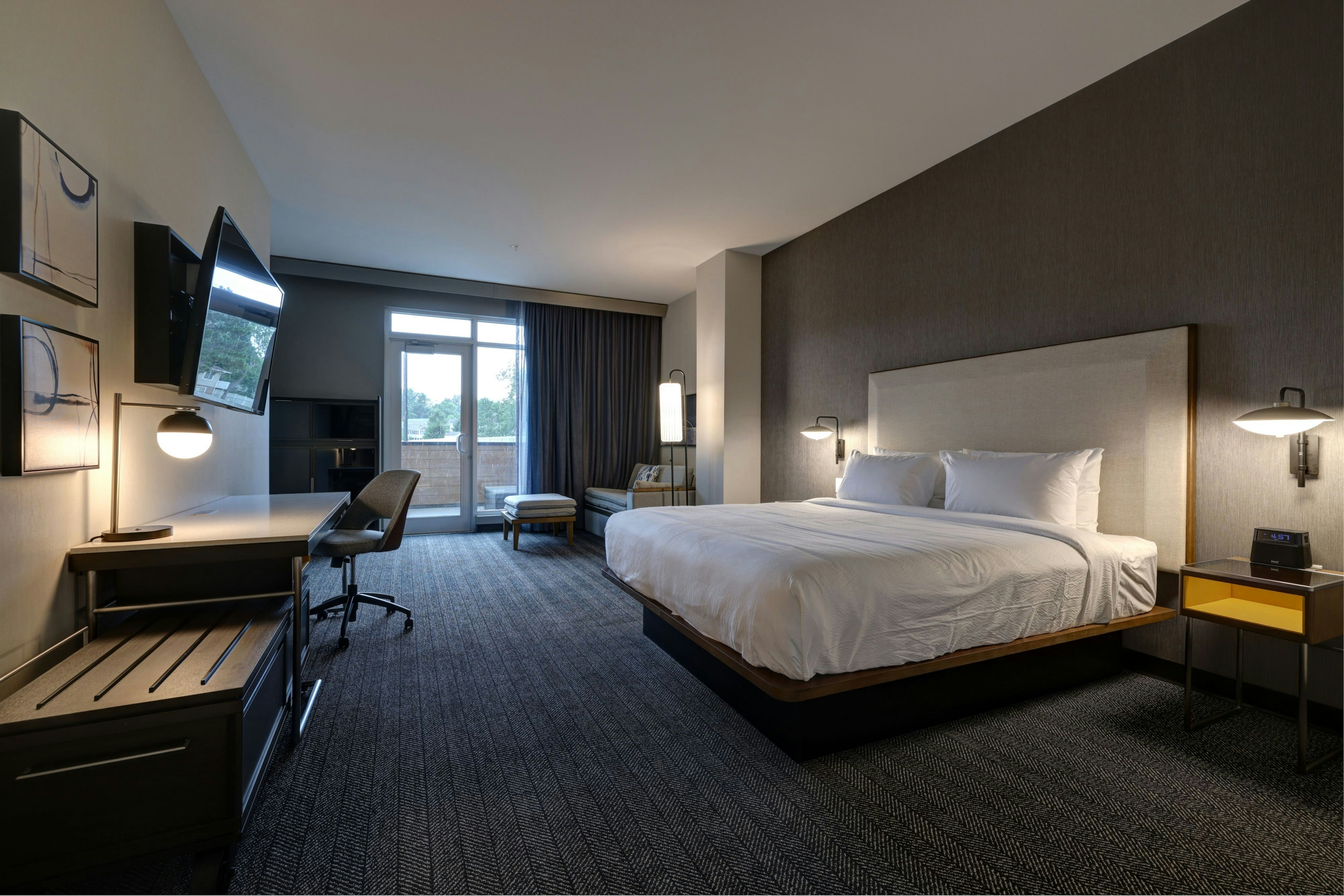 Courtyard by Marriott Iowa City University Heights 1/1