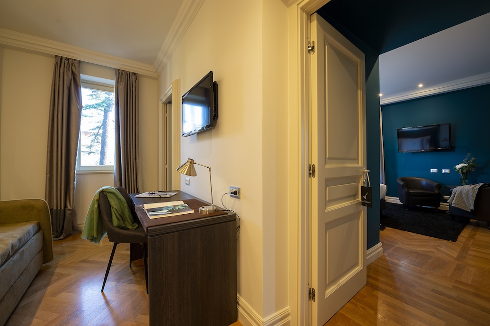 Hotel Principe Torlonia 51/65