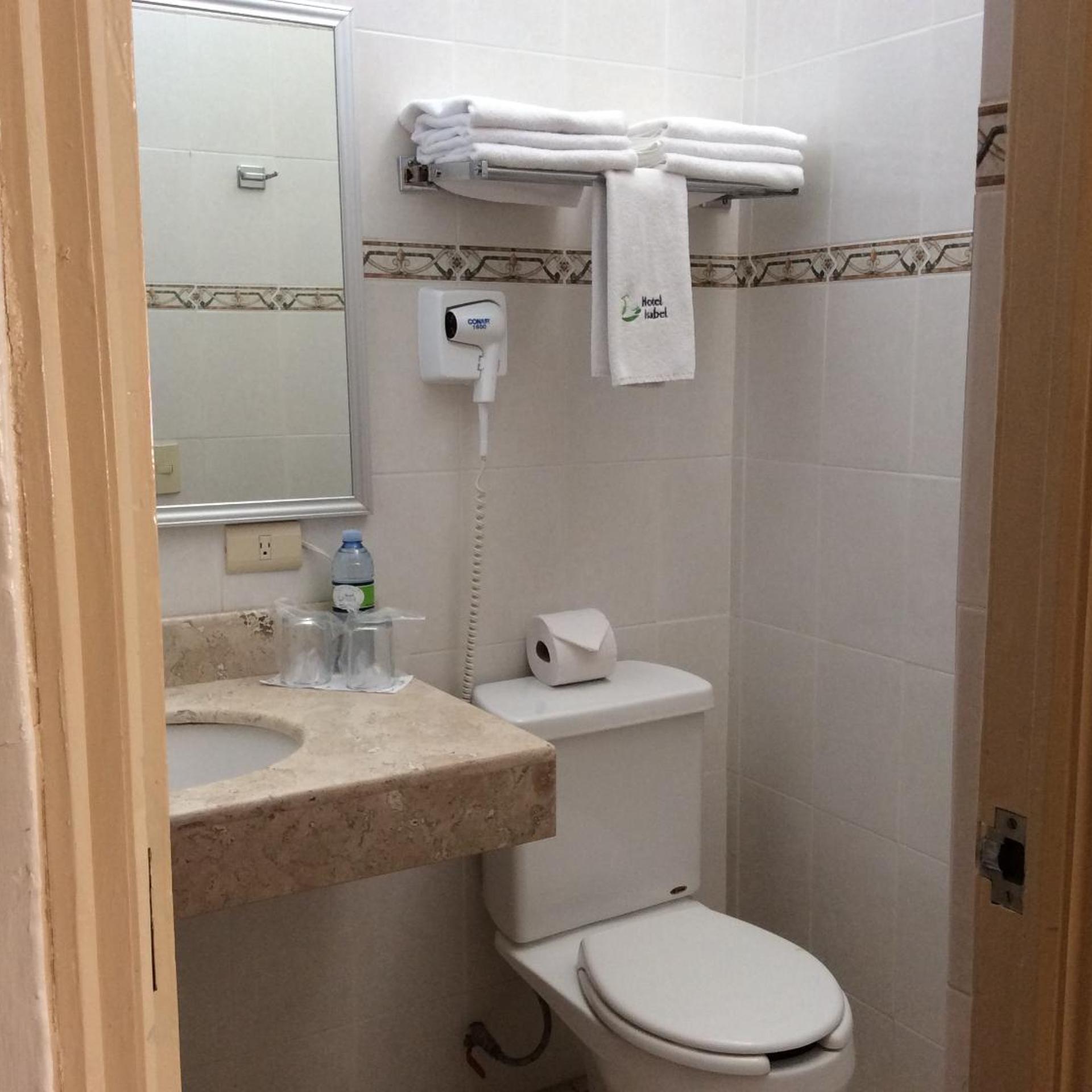 غرفة بسريرين مزدوجين، Hotel Isabel 8/9