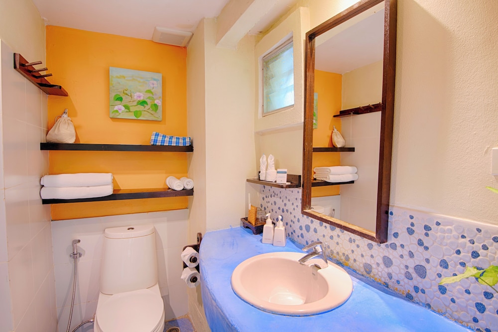 Vacation Village Phra Nang Inn 69/71