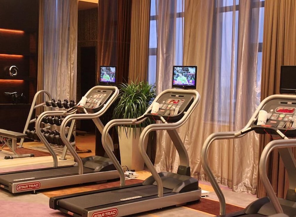 Riviera Hotel Ningbo 17/19