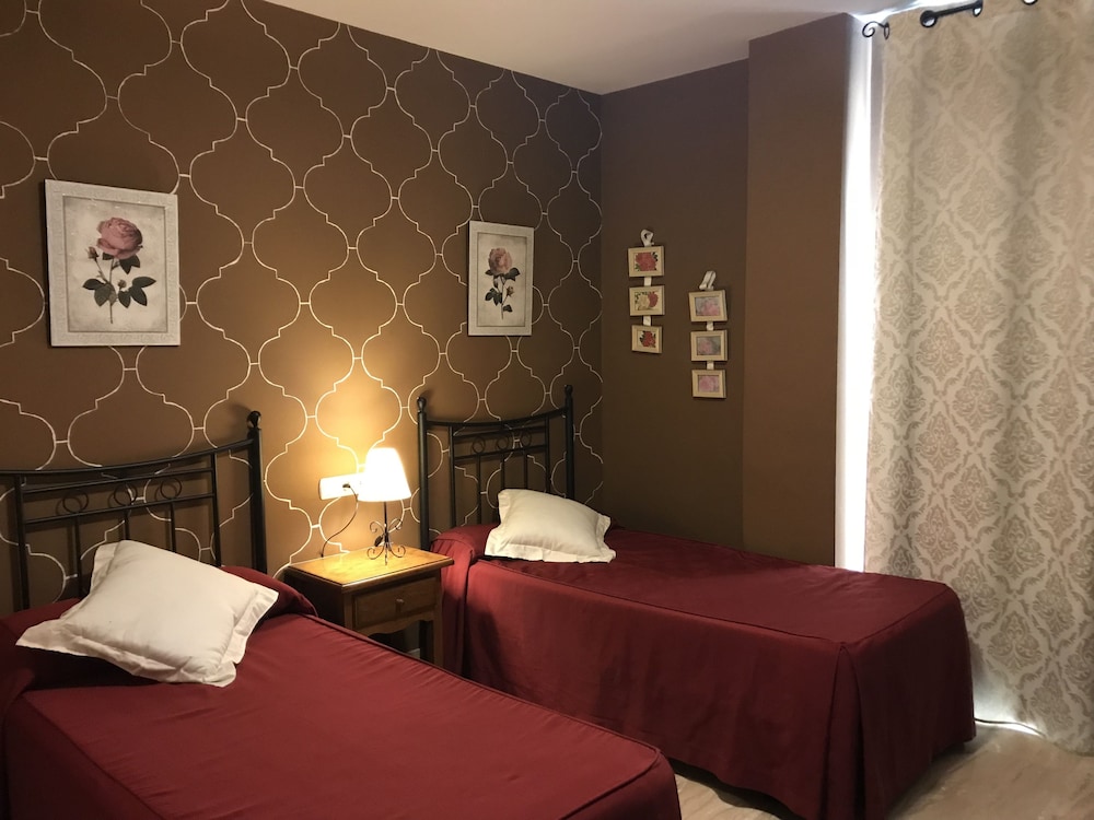 Las Rosas 8/27