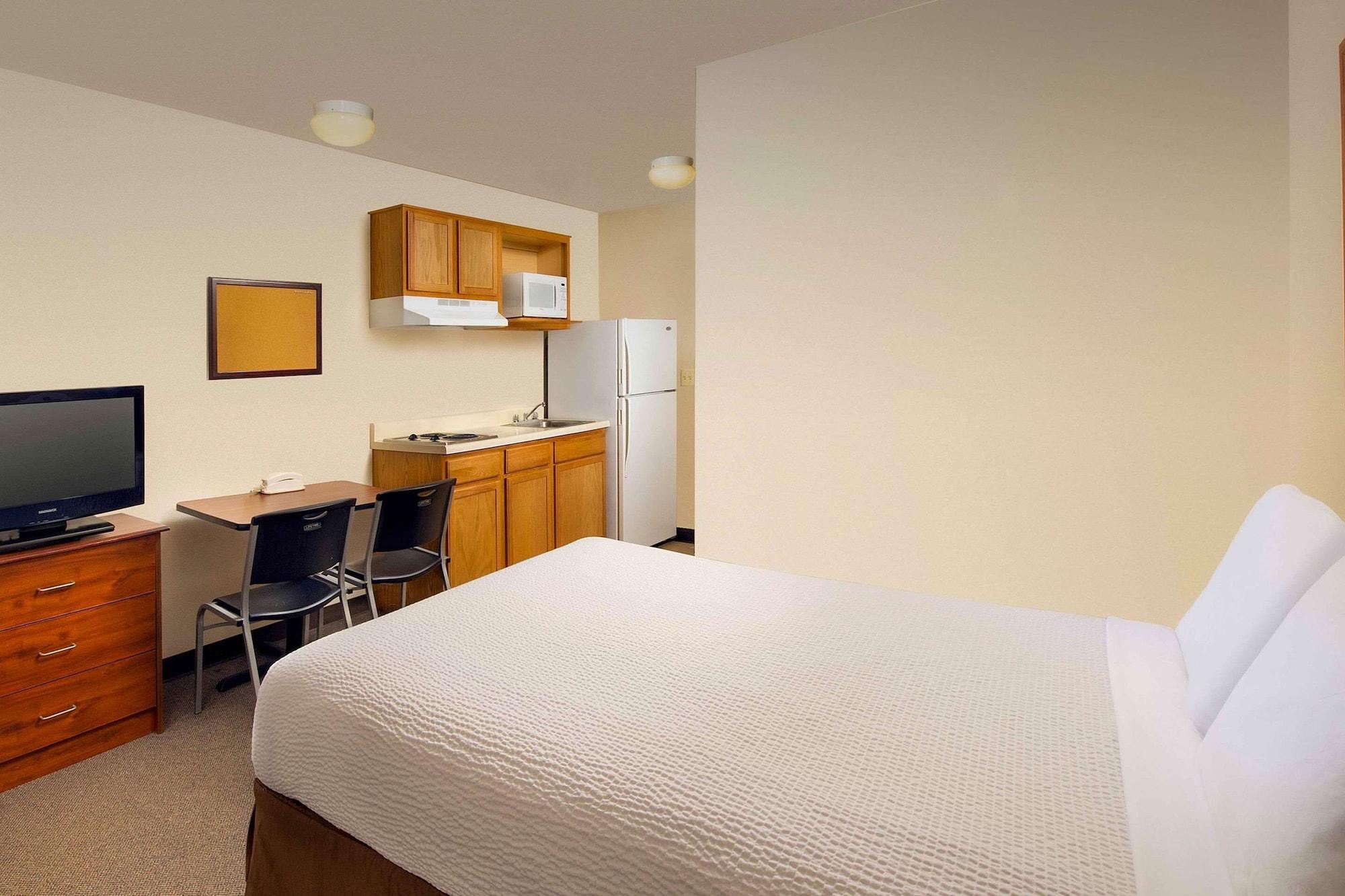 WoodSpring Suites Lincoln Northeast I-80 15/31
