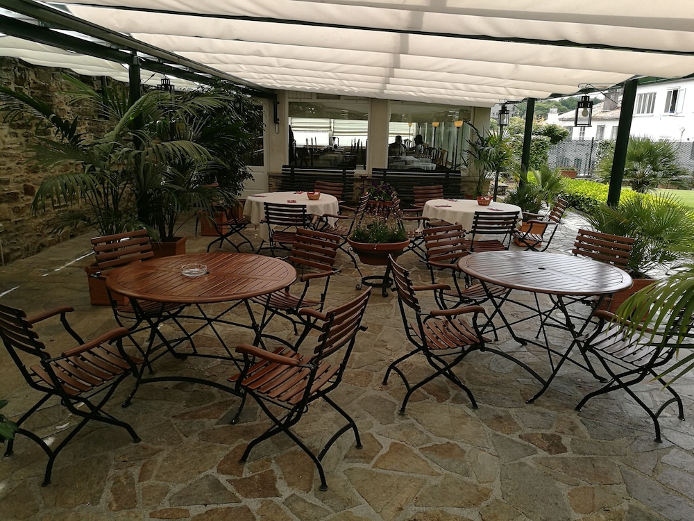Virxe Da Cerca 27/42