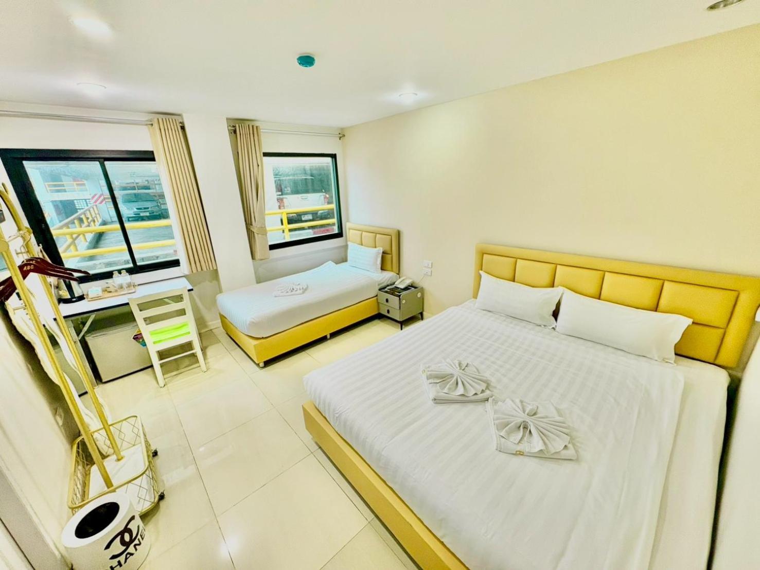 ABCYQ Hotel Bangkok 6/28