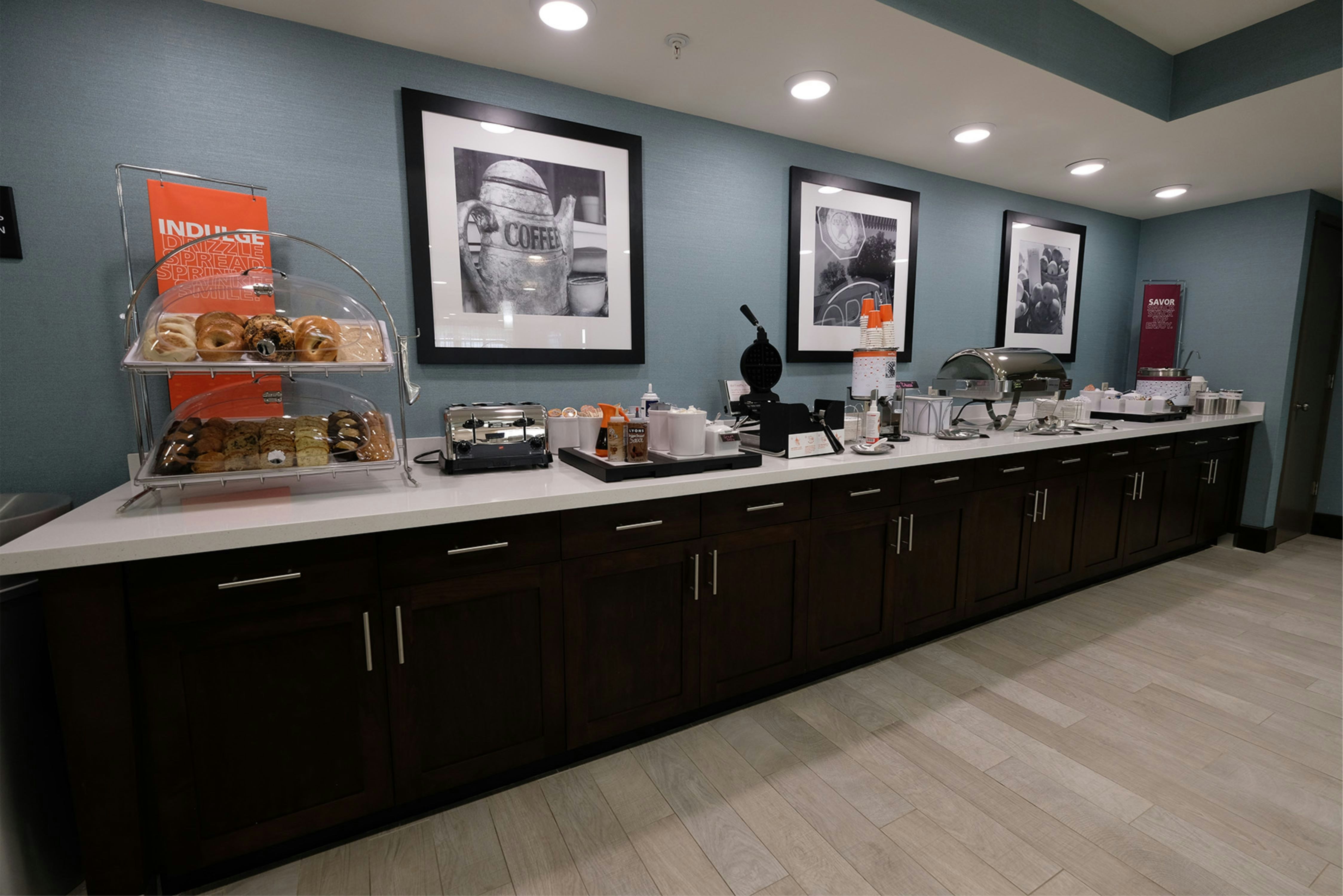 Hampton Inn Searcy 14/17