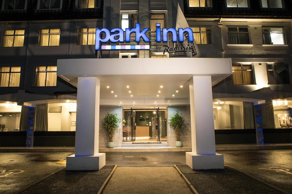 Park Inn by Radisson Bournemouth 2/32