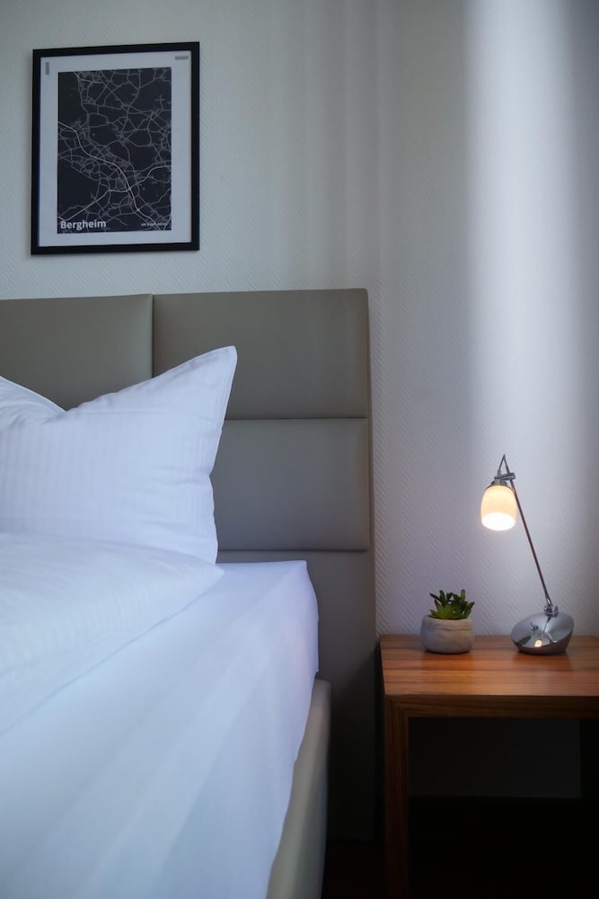 Parkhotel Bergheim 16/36