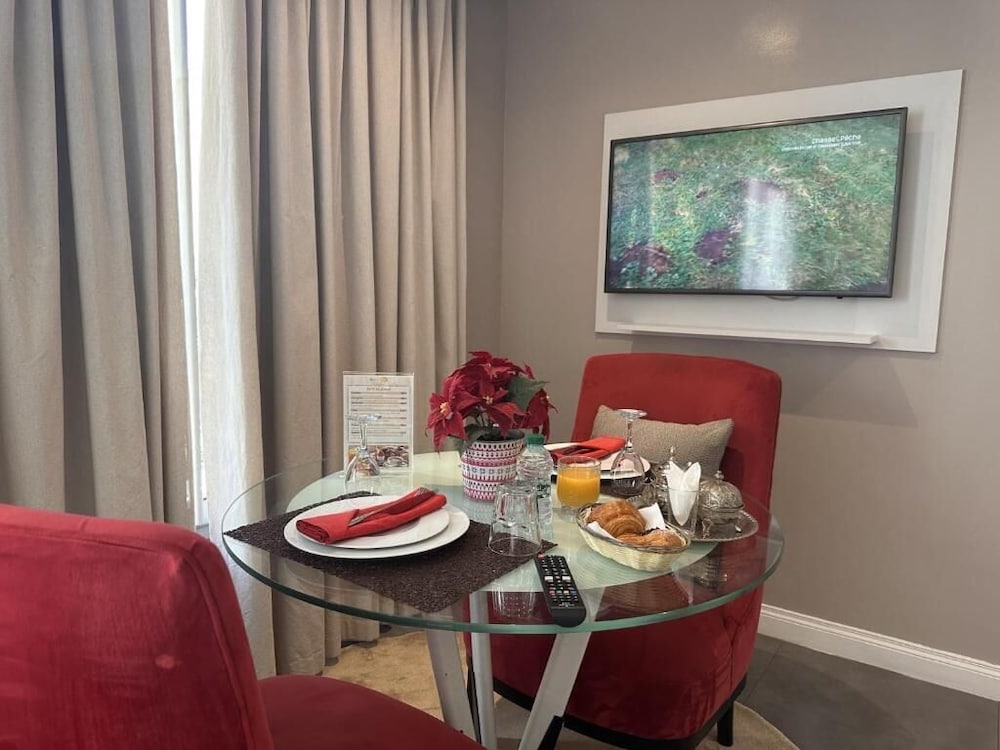 Rent Inn Suites Hotel 45/60