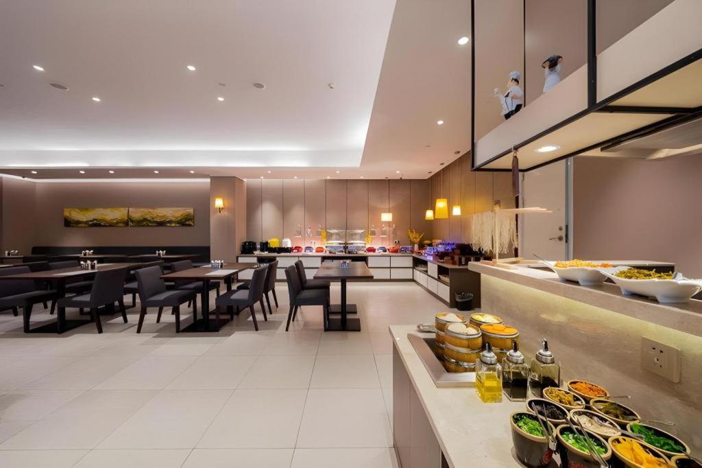 Homeinn plus Shanghai Zhangjiang Park 37/46