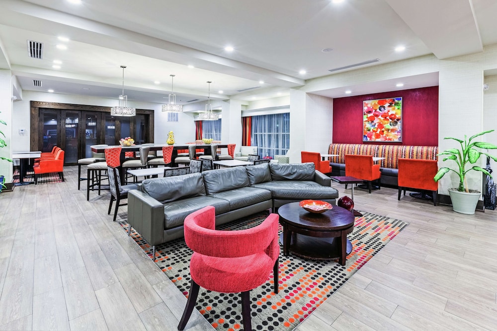 Hampton Inn North Little Rock Mccain Mall 18/30