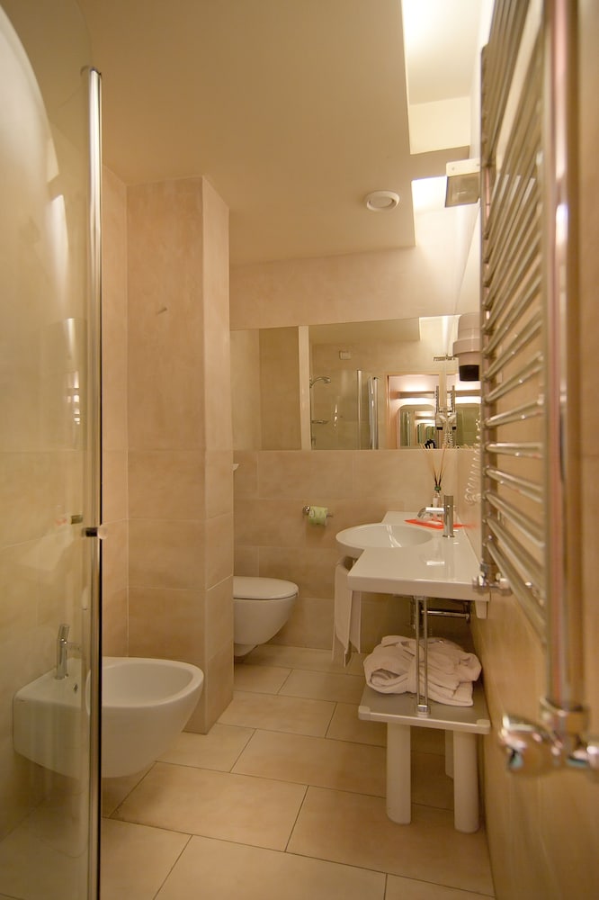 Albergo Celide 29/79