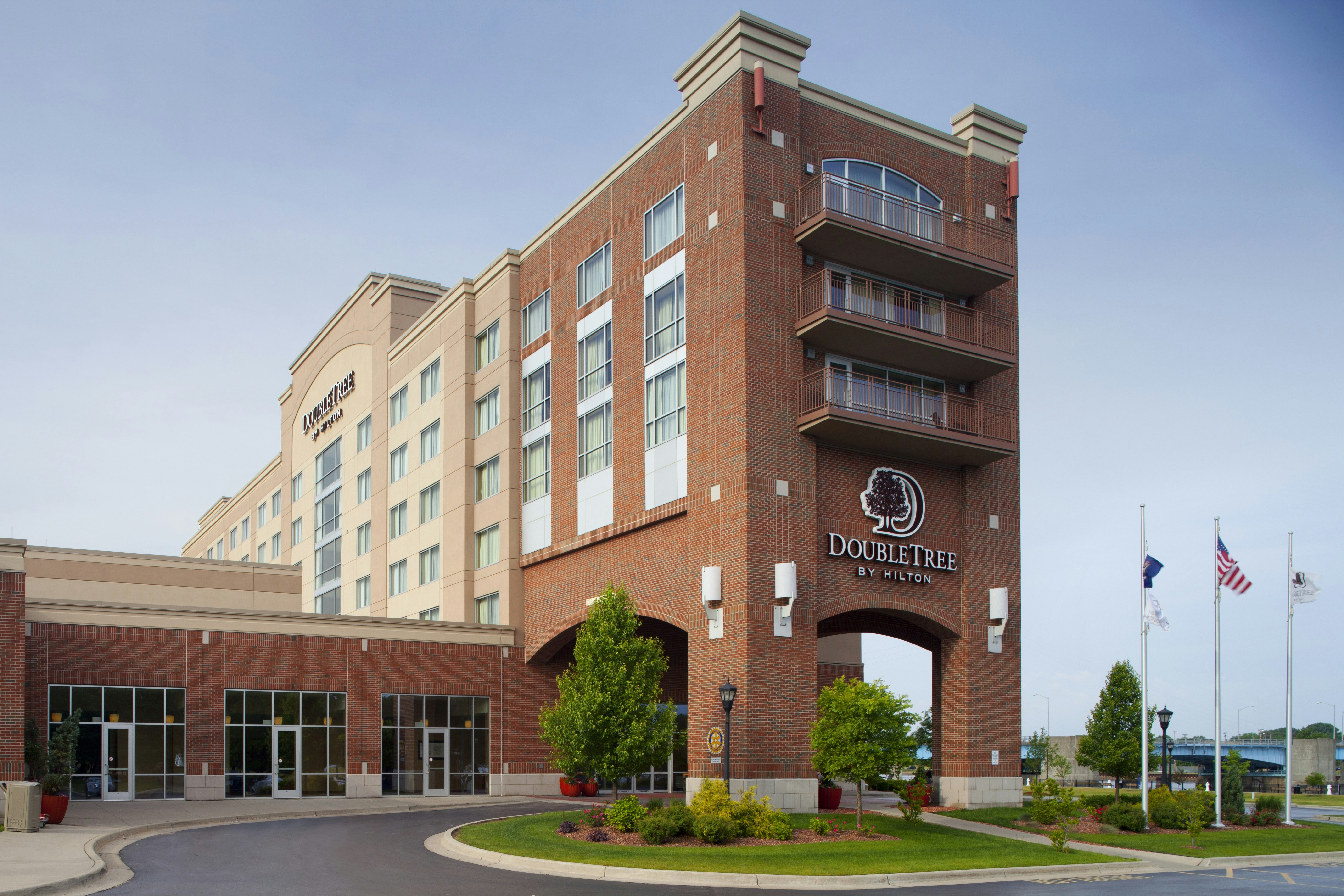 DoubleTree by Hilton Hotel Bay City - Riverfront in BAY CITY - MI