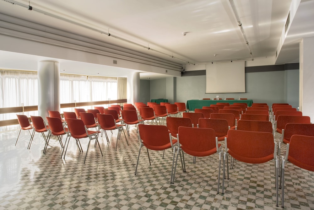 Mercure Hotel President Lecce 39/46