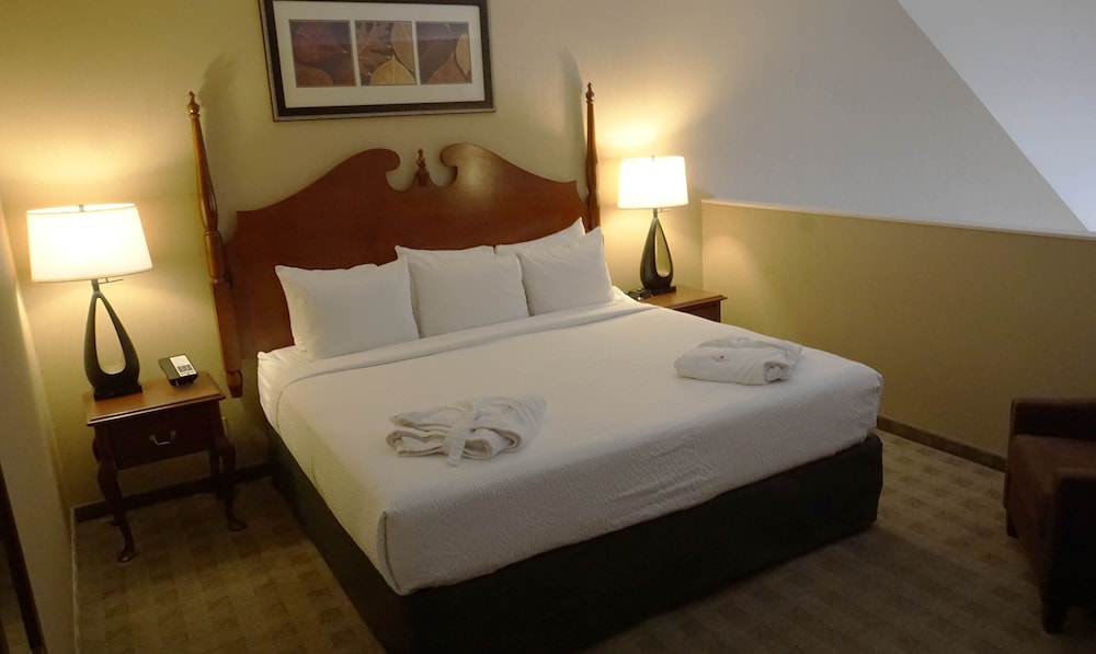 Loft, Deluxe, Suite, King Bed