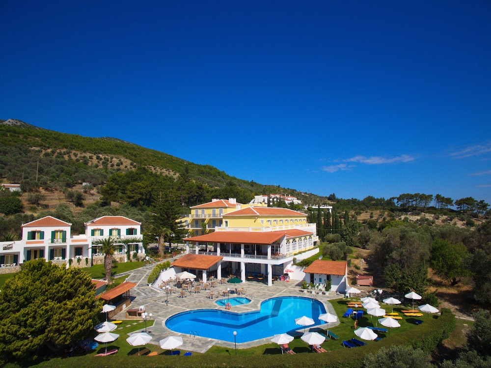 Arion Hotel Samos 60/63