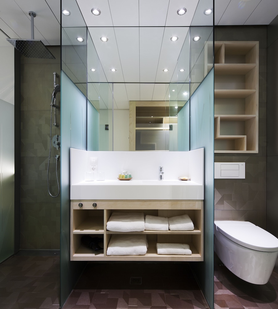 Ako Suite Hotel 30/37