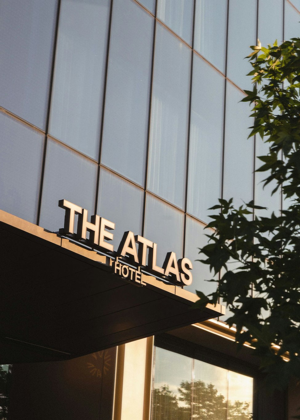 The Atlas Hotel 4/50