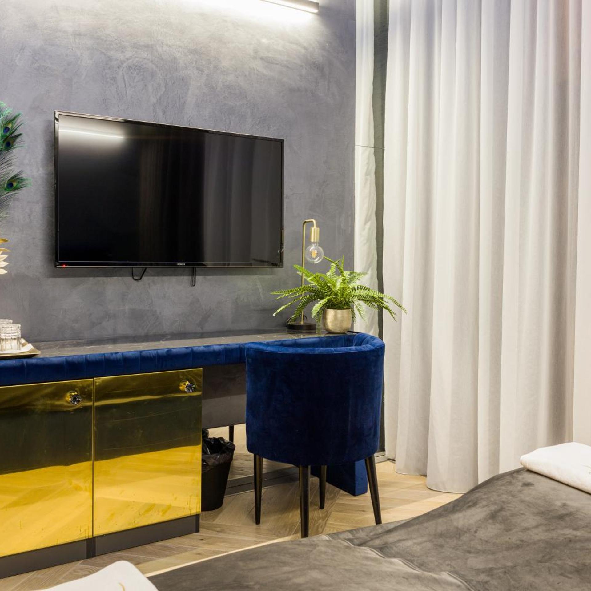 Noble Boutique Hotel - Adults Only 4/50