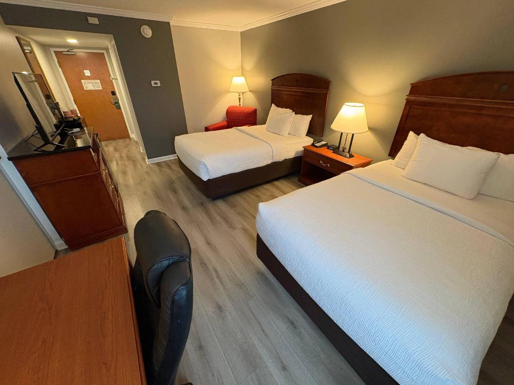 Upgrade, 2 Double Beds