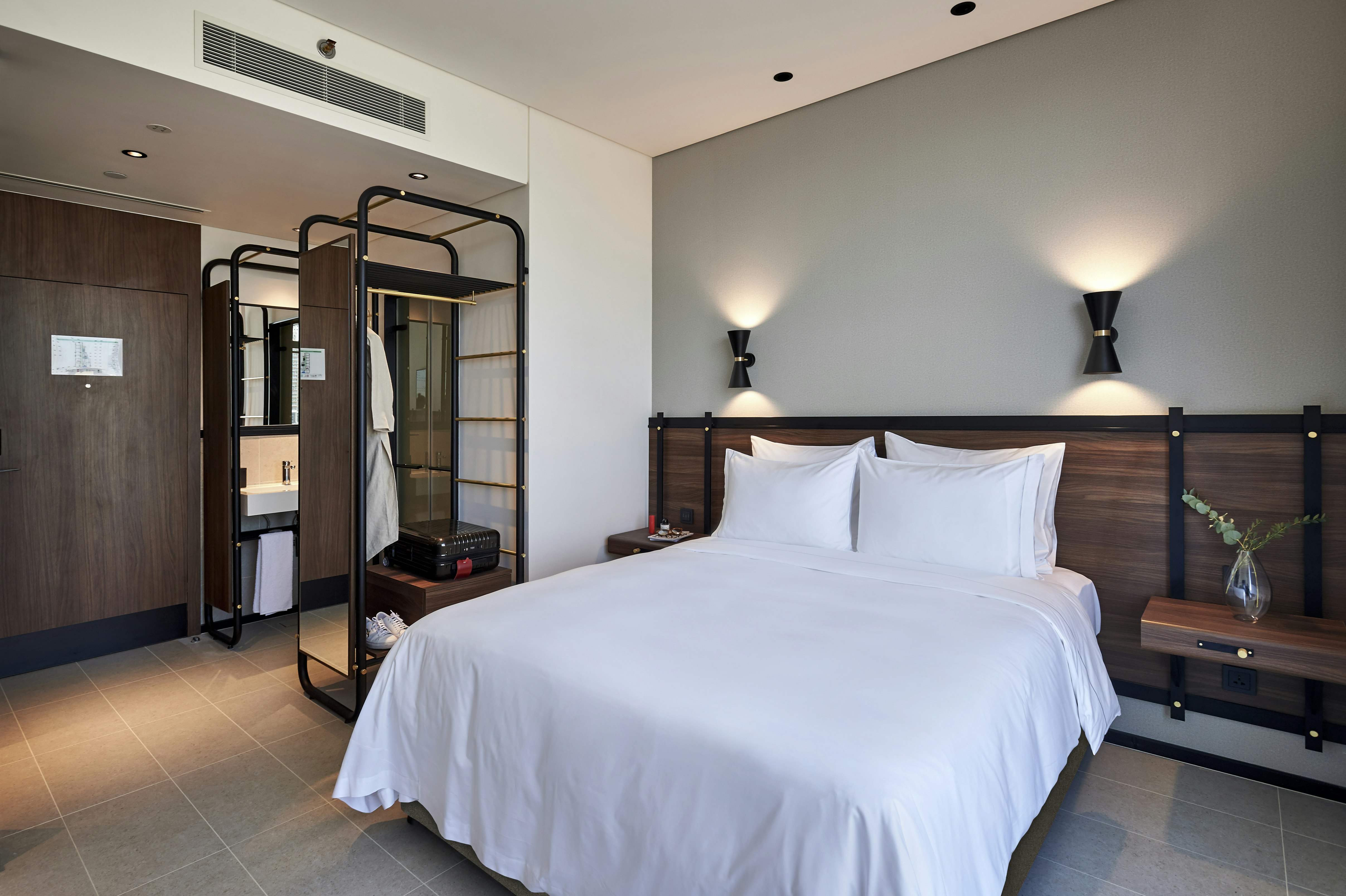 Form Hotel, a member of Design Hotels, Dubai 9/44