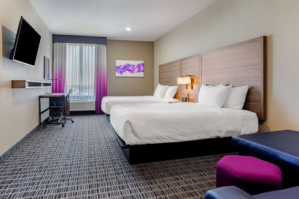 La Quinta Inn & Suites By Wyndham San Antonio Alamo City 26/49