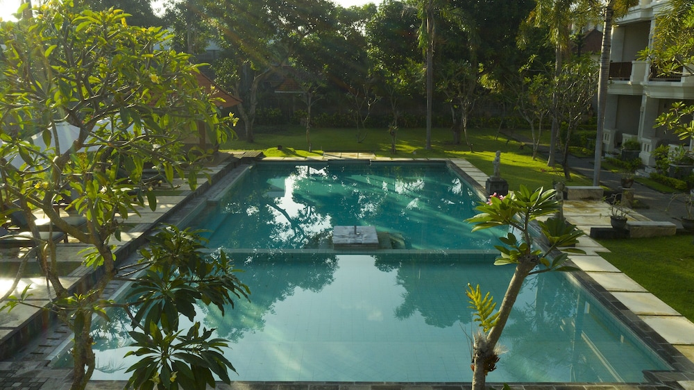 Kusuma Resort 37/43