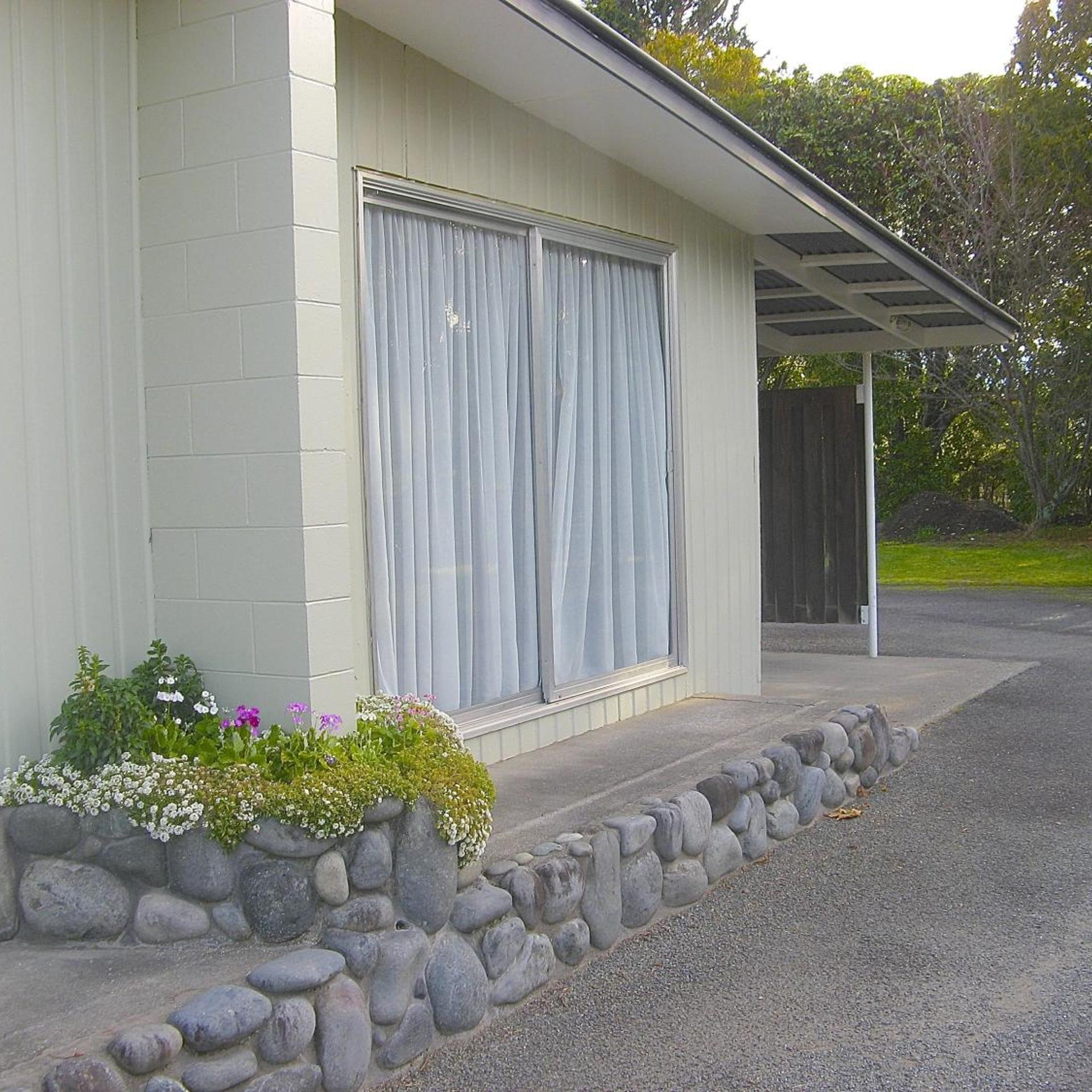 Tongariro River Motel 7/55