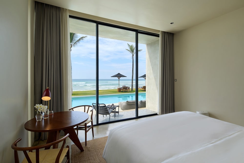 1 BEDROOM, PREMIER, STUDIO, OCEAN VIEW, BALCONY
