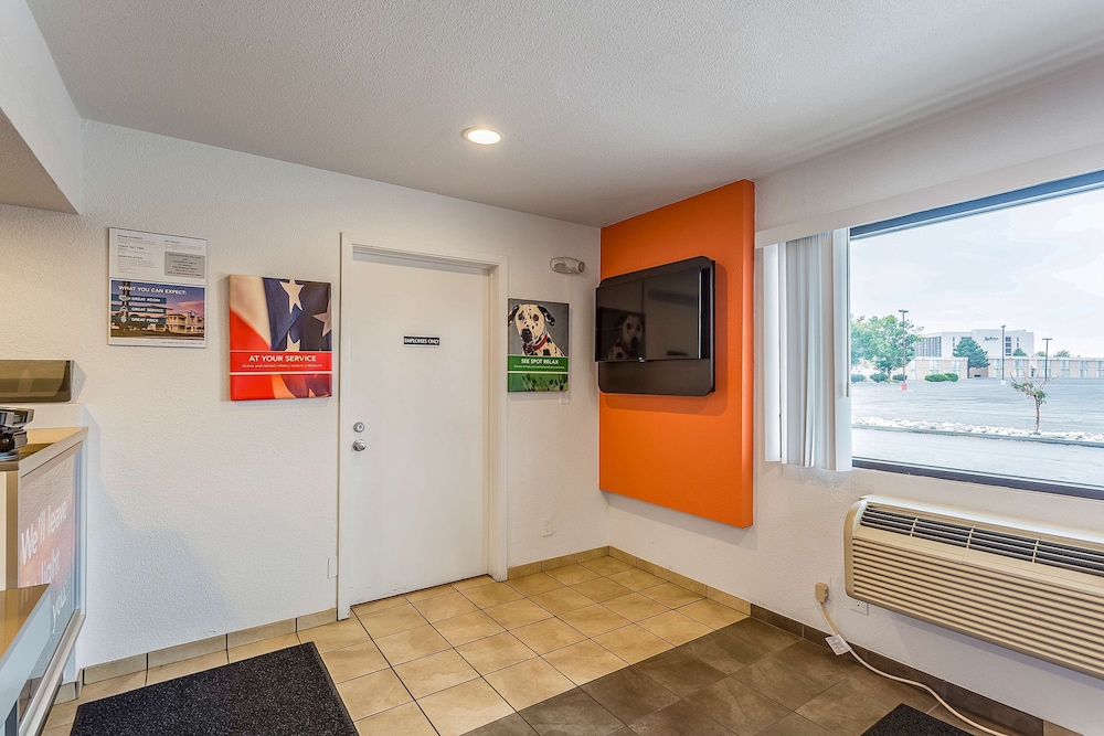 Motel6 Billings, MT - South 10/37