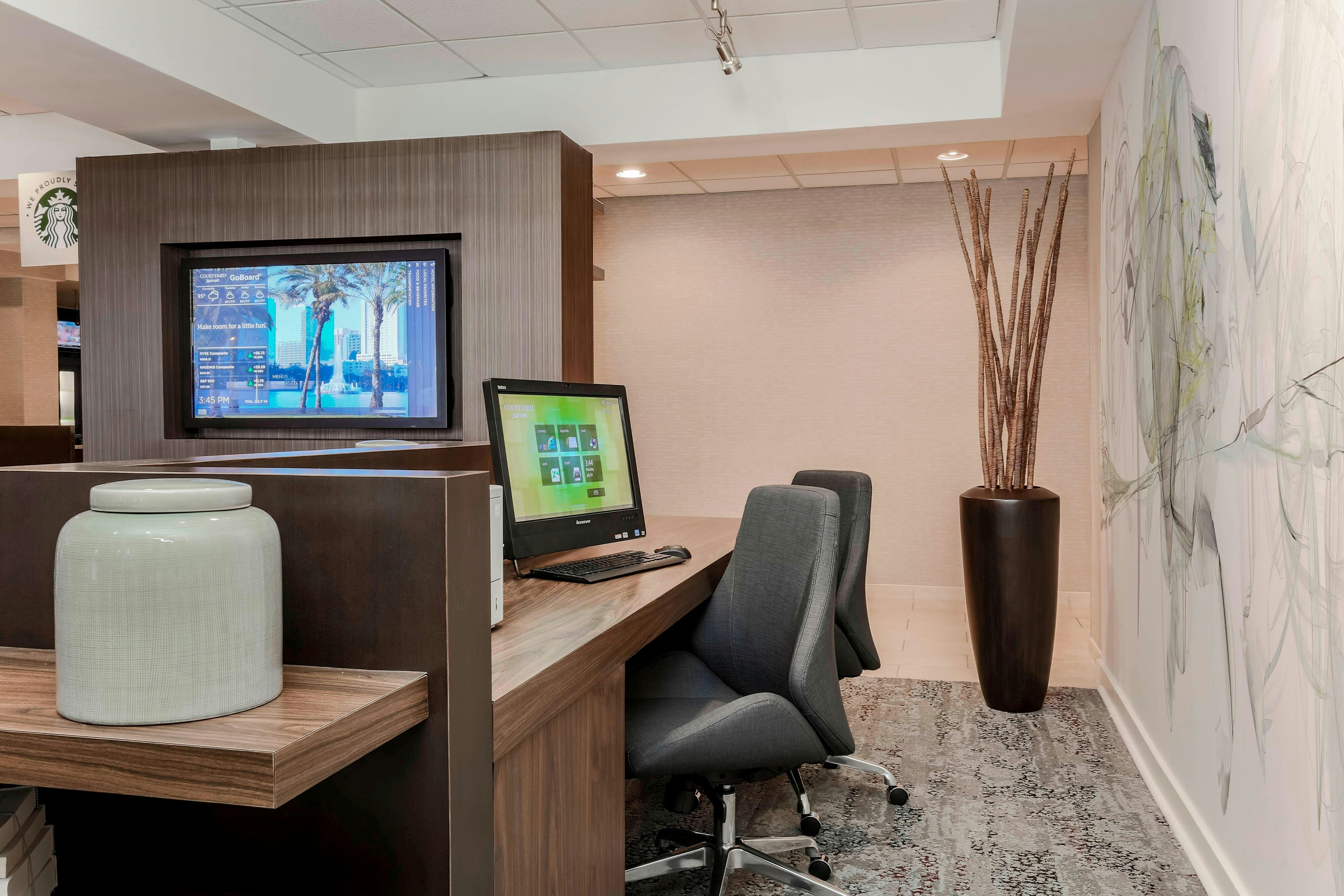 Courtyard by Marriott Orlando Lake Mary/North 18/23