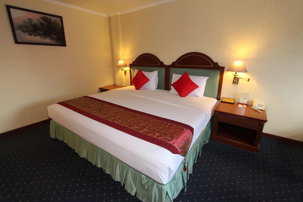 Sabai Inn 16/72
