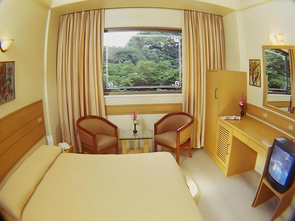 Hotel Midland 17/24