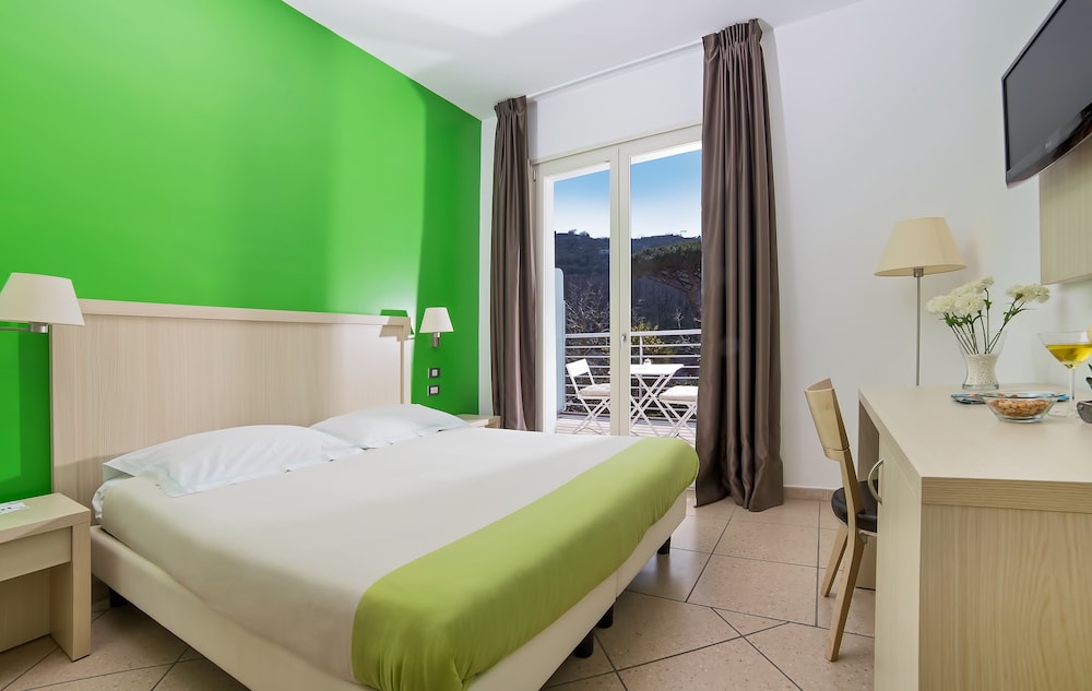 De Maria House Bed Breakfast 15/44