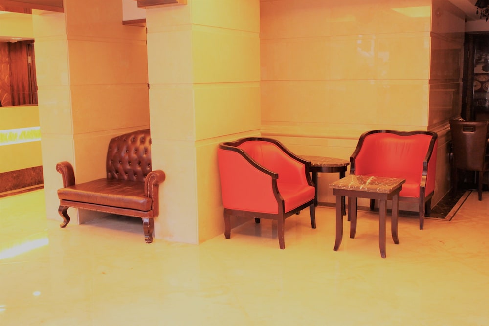 Lander Hotel Prince Edward 27/32