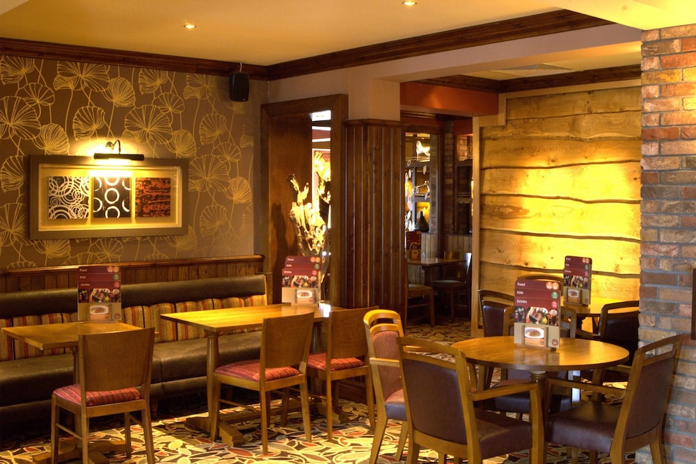 Premier Inn Dumbarton/Loch Lomond 37/46