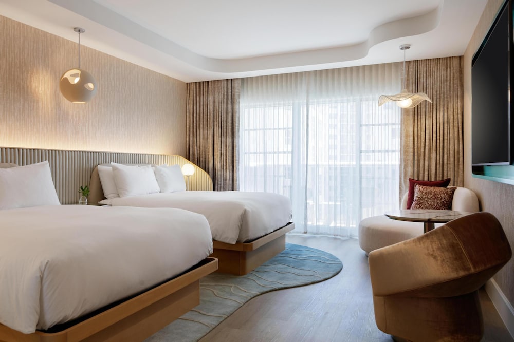 Room, 2 Queen Beds, Balcony