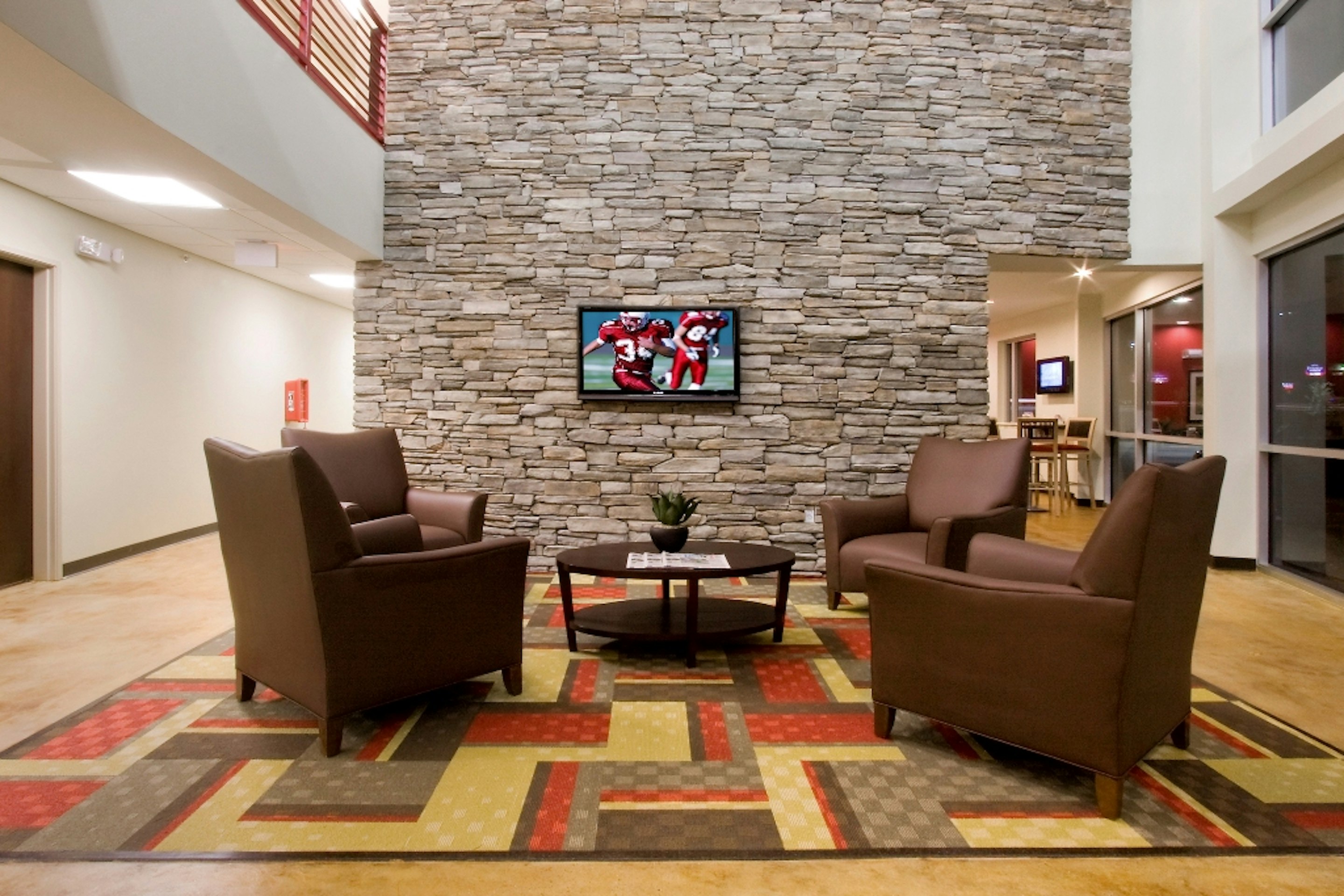 Red Roof Inn & Suites Beaumont 11/18