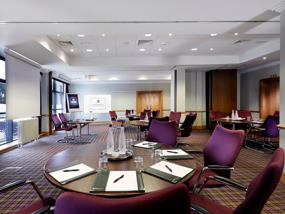 Macdonald Morlich Hotel 23/36