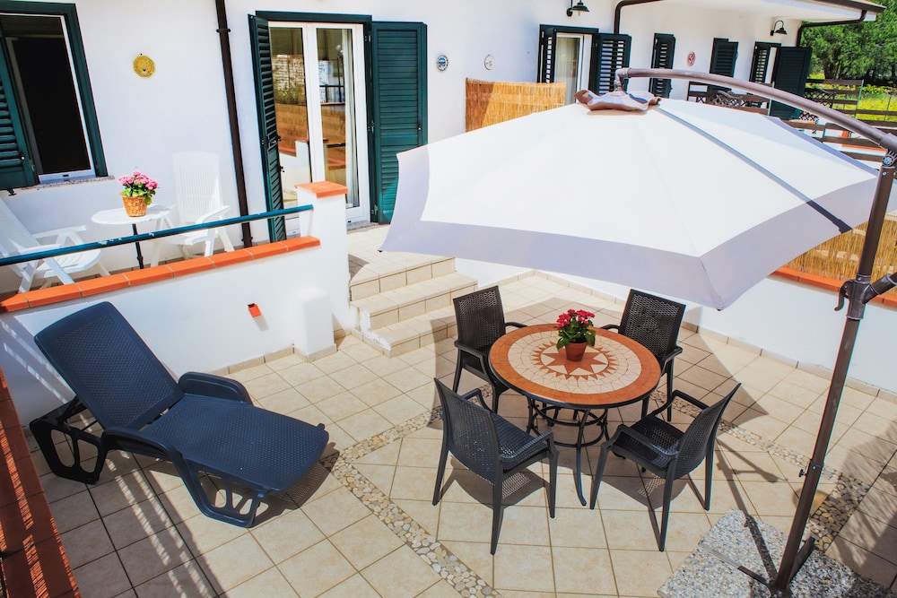 Villa Maredona Hotel 30/41