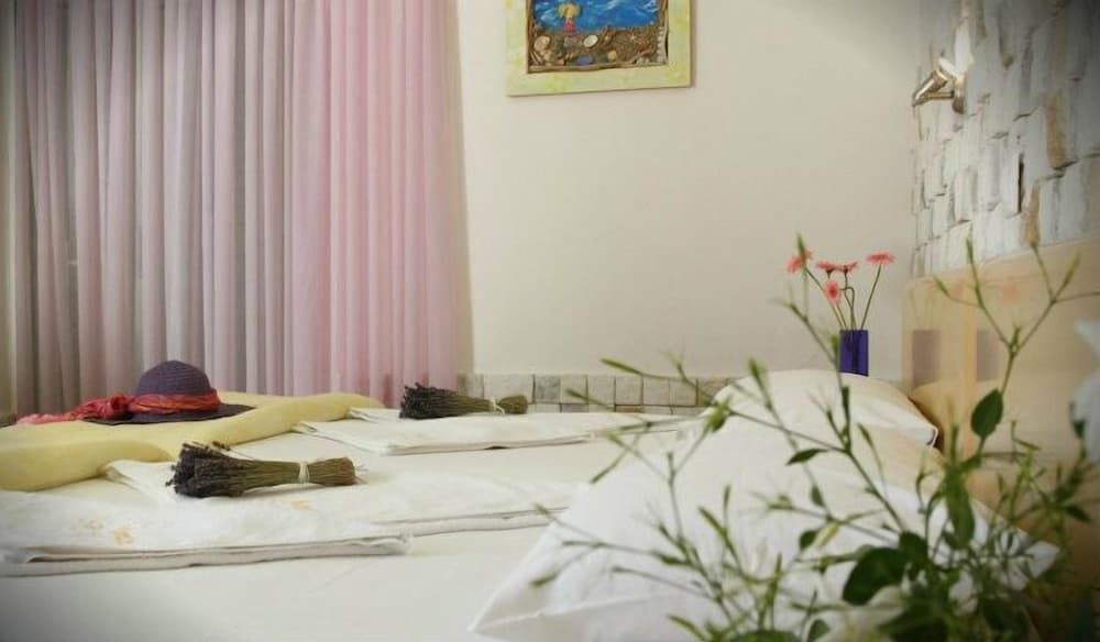 Hotel Kostis 13/32