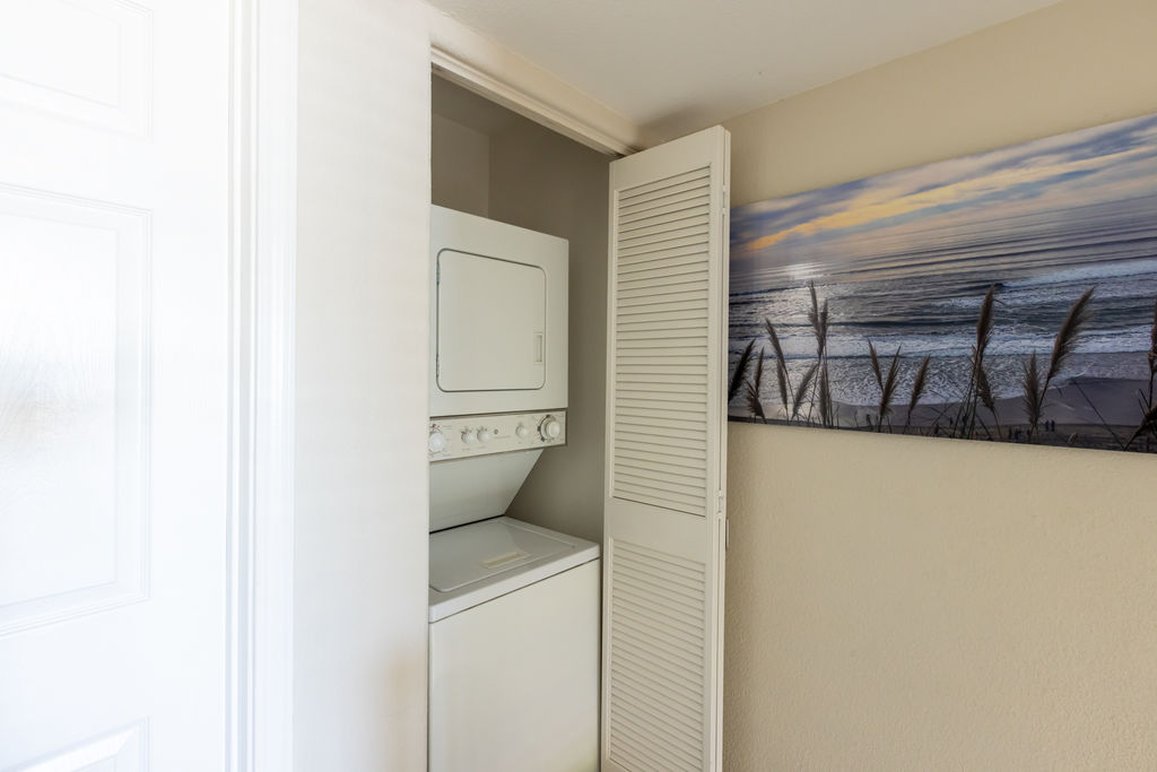 Seascape Beach Resort 10/44