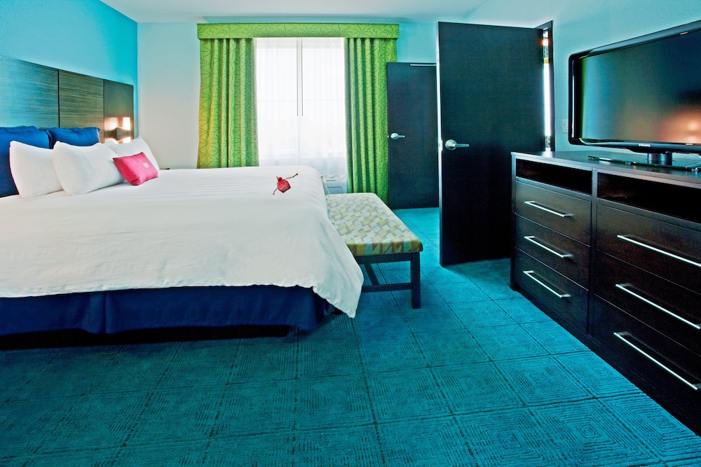 Crowne Plaza Fort Lauderdale Airport Cruise Port 16/61
