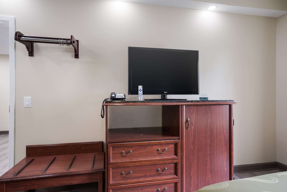 Quality Inn Wilmington NC 38/40