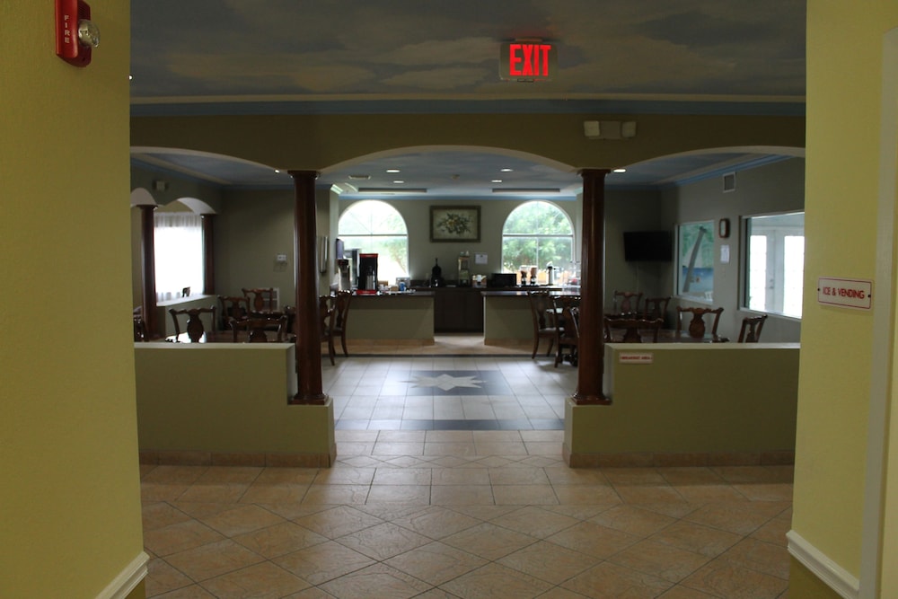 Baymont by Wyndham Texas City 9/59