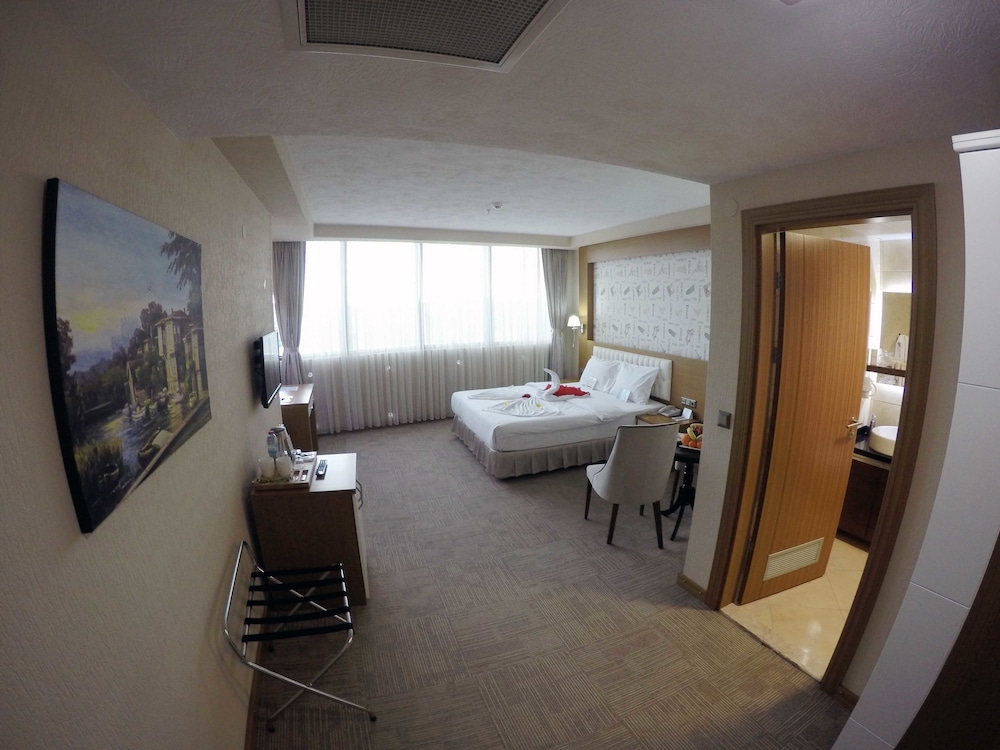 Yol Is Holiday Adana 14/37