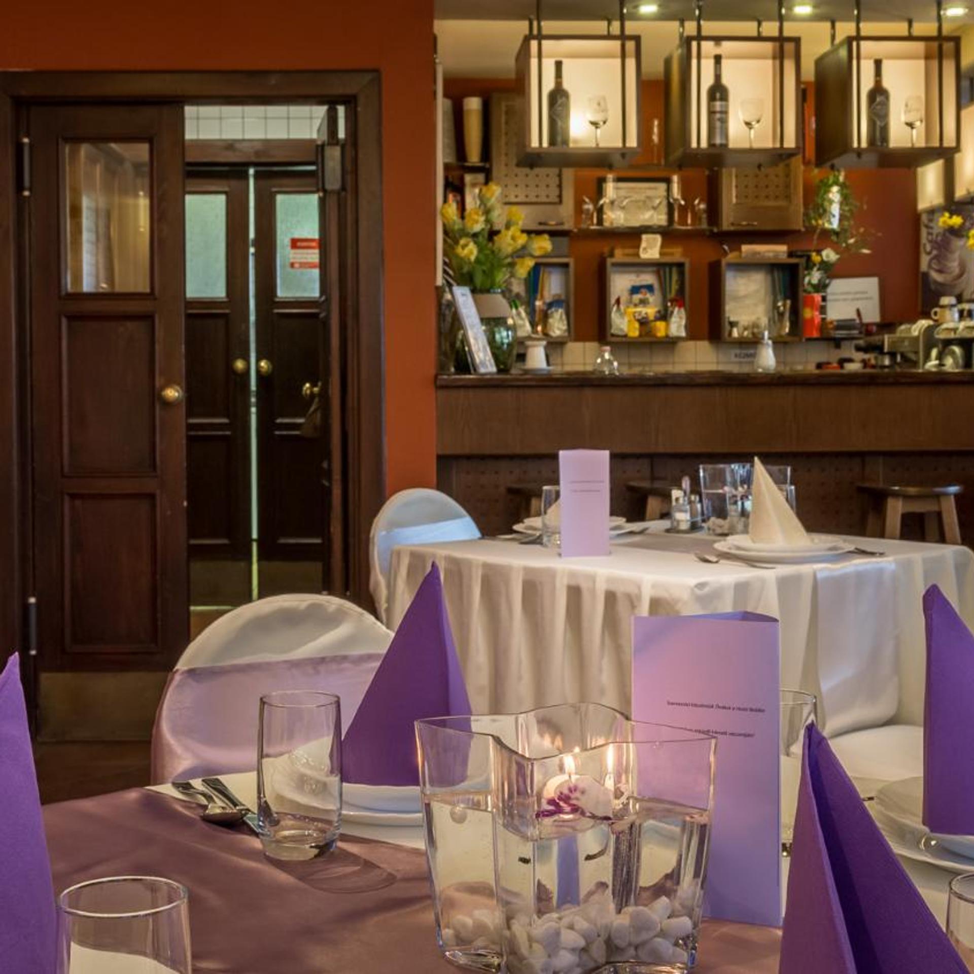 Bobbio Hotel 38/55